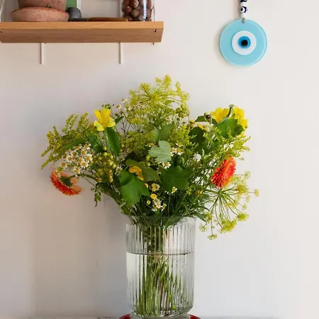 Charming & Bright With Rolling Balcony Parigi